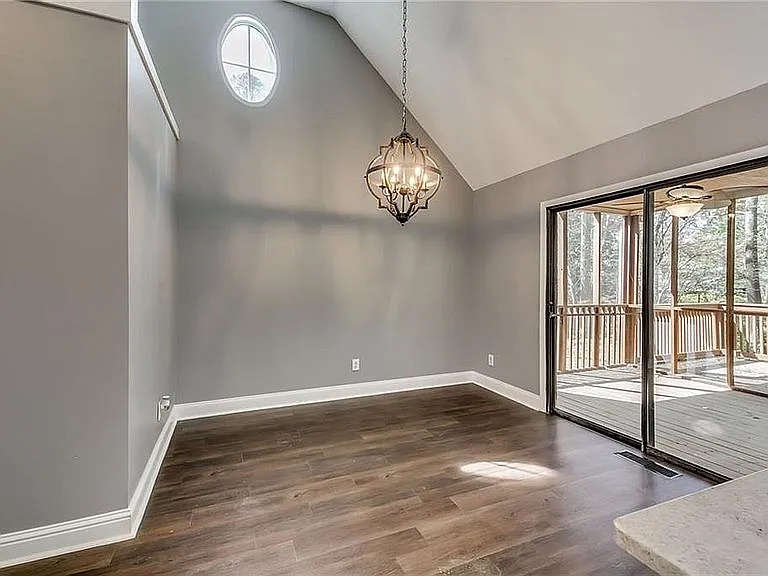 895 Frank Kirk Rd NW — Photo 4