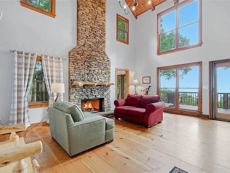 424 Sanderlin Mountain Dr — Photo 7