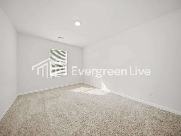131 Longleaf Dr — Photo 10