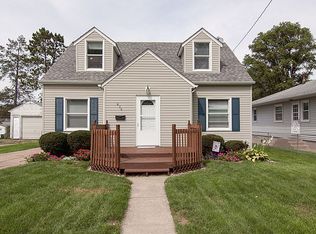 434 W 30th St, Davenport, IA 52803