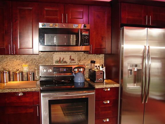 3rd image of 222 Foxtail Dr APT B