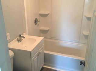 3 Fay St APT 1, Worcester, MA 01604