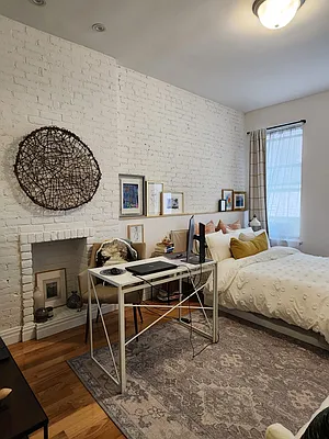 Rented by CitySites Real Estate Group | media 1