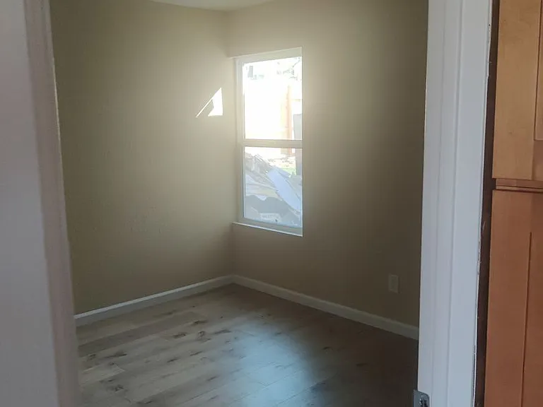 5117 Naranja St — Photo 5