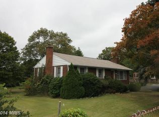 9717 Blake Ln, Fairfax, VA 22031