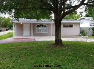 877 41st Ave N, Saint Petersburg, FL 33703