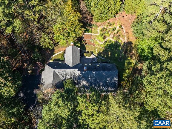 3rd image of 2380 Spring Brook Dr