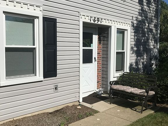 2nd image of 1691 Vermont Dr