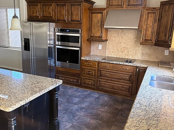 4th image of 20735 N Carmen Ave