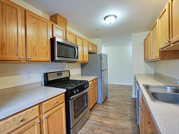 4th image of 19 Balfour St #1