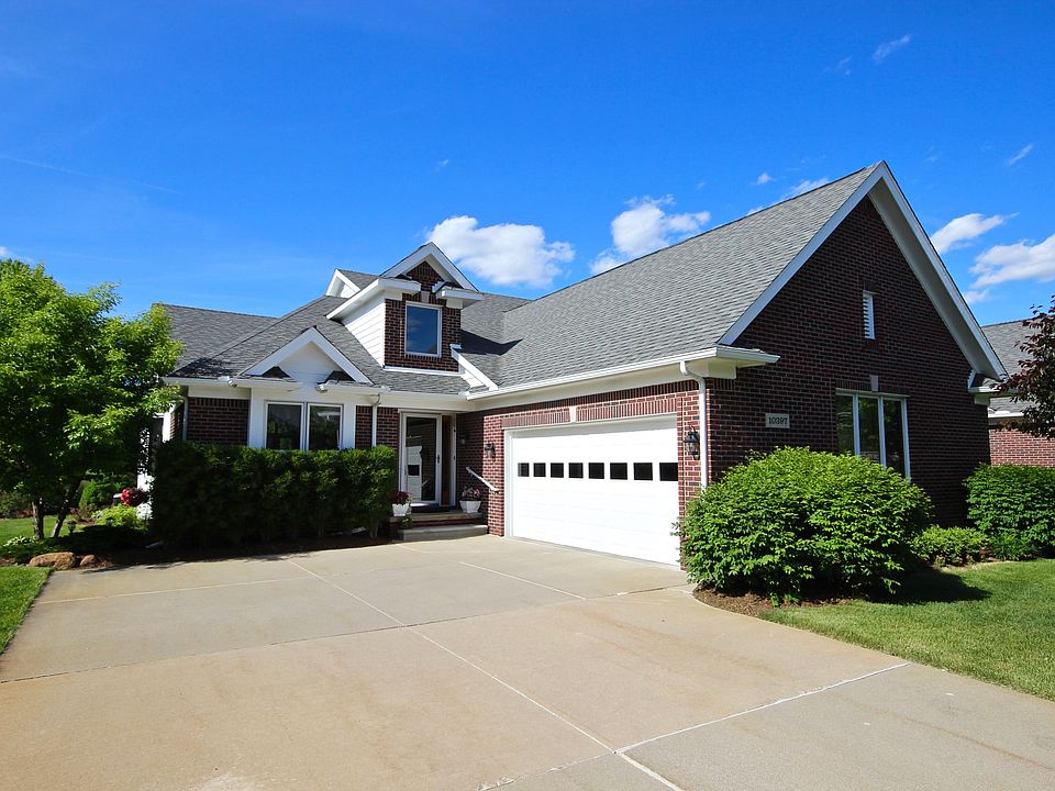 Large two and half garage