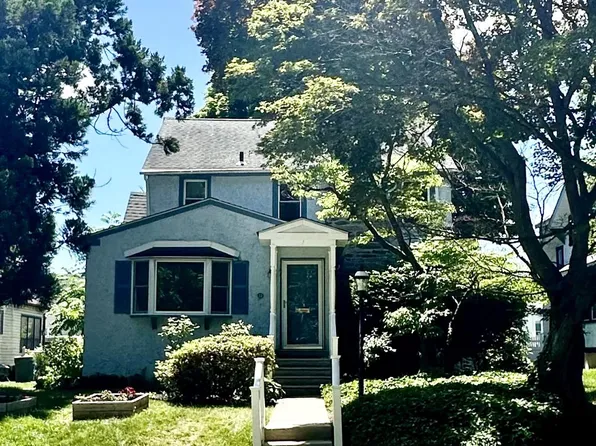 22 Ridley Ave, Aldan, PA 19018