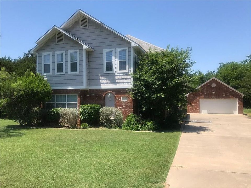 1st image of 40097 Cedar Hill Dr