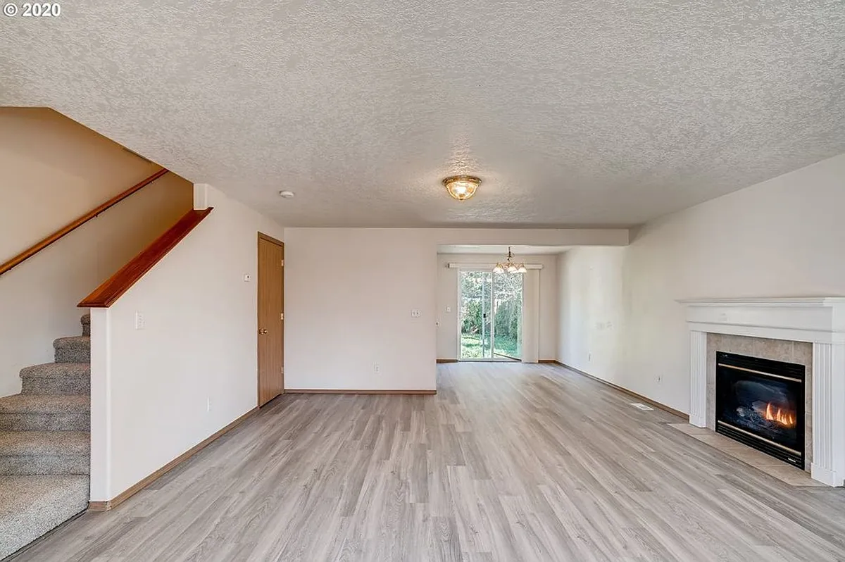 Building Photo - 5524 SE 140th Pl