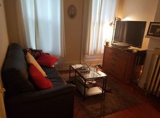 528 S 24th St #1F, Philadelphia, PA