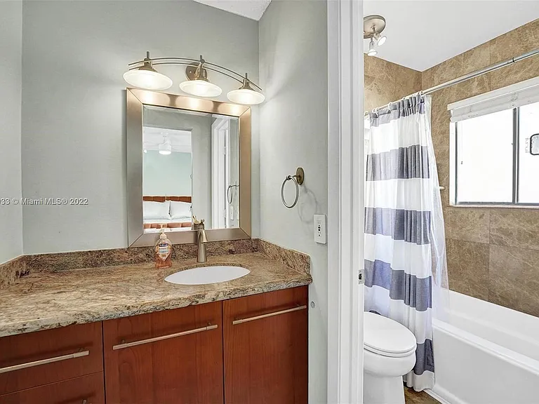 22322 Pineapple Walk Dr — Photo 31