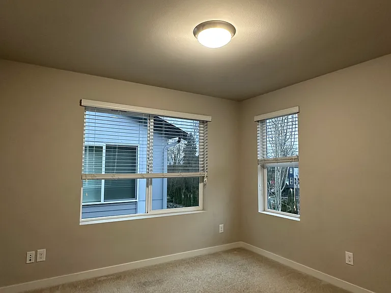 15624 Meadow Rd #C2 — Photo 3