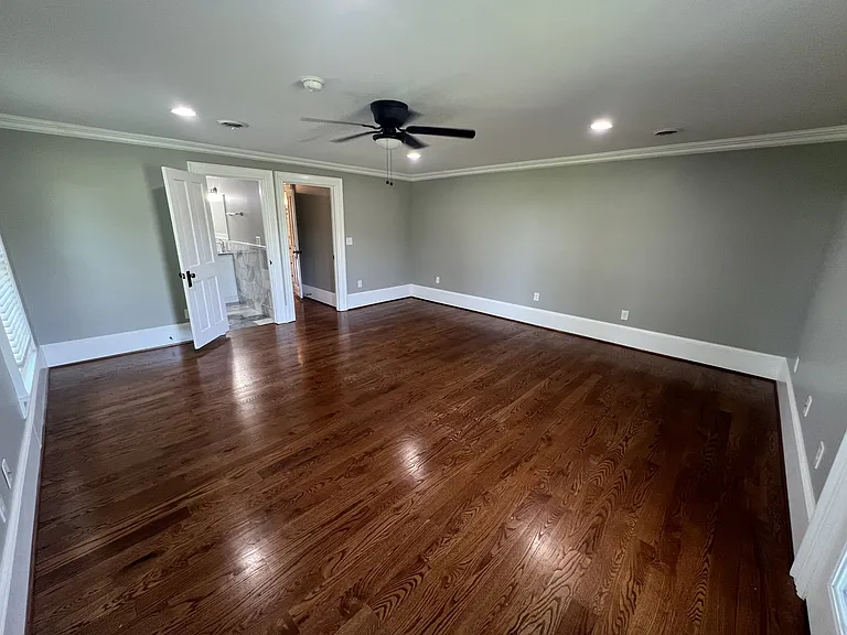 290 Kirk Ln — Photo 56