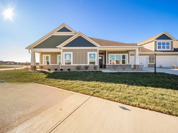 6204 Fairview Dr, McCordsville, IN 46055