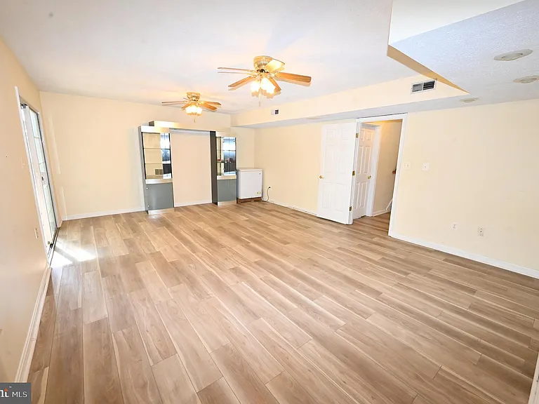 9172 Granite Ct — Photo 63