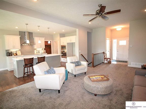 3rd image of 11509 S 199th St
