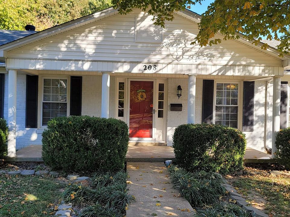 1st image of 208 Fairlane Dr