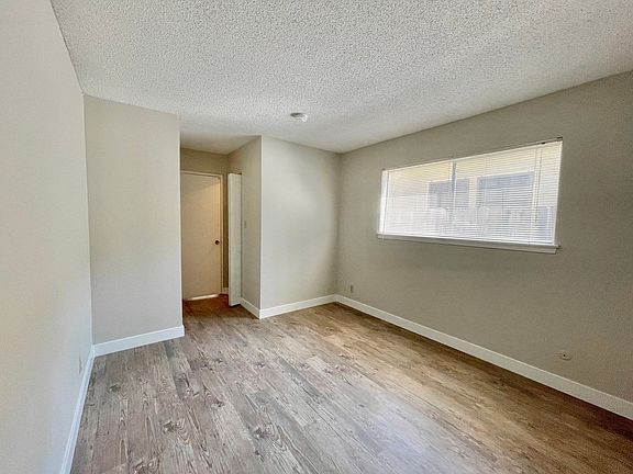 5th image of 2409 Q St APT 7