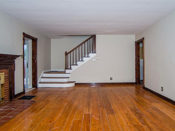 4th image of 2529 Indian Mound Ave