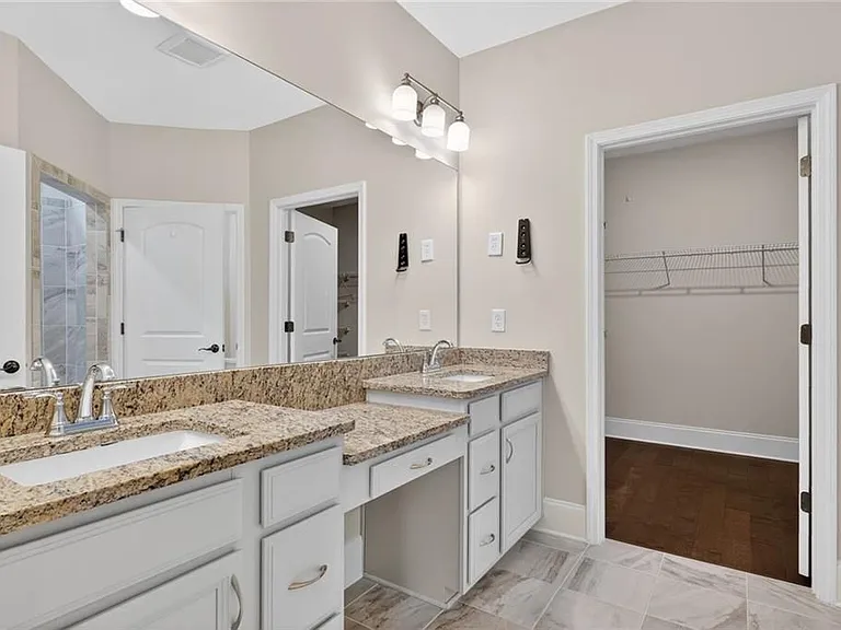 4185 Celbridge Pass — Photo 17