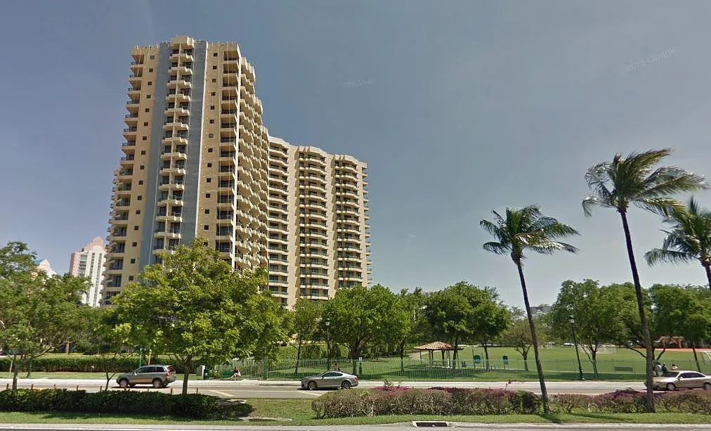 2 bed, 1137 sqft, $2,750 — Photo 4