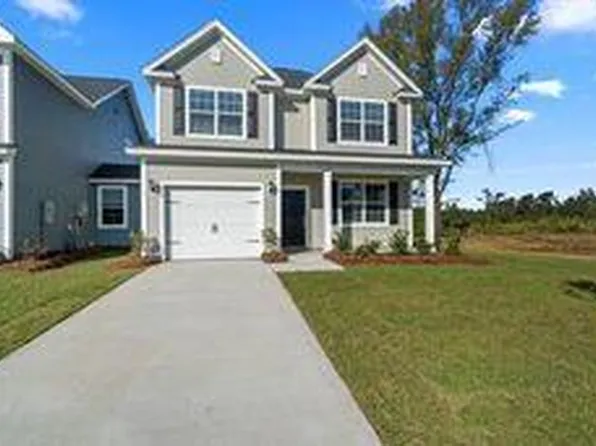 426 Grove End Rd, Moncks Corner, SC 29461