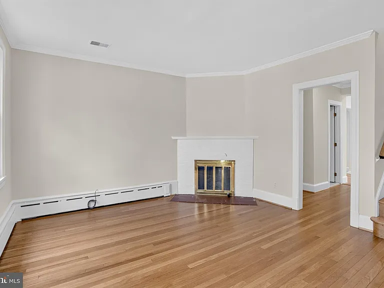 4705 Hunt Ave — Photo 12