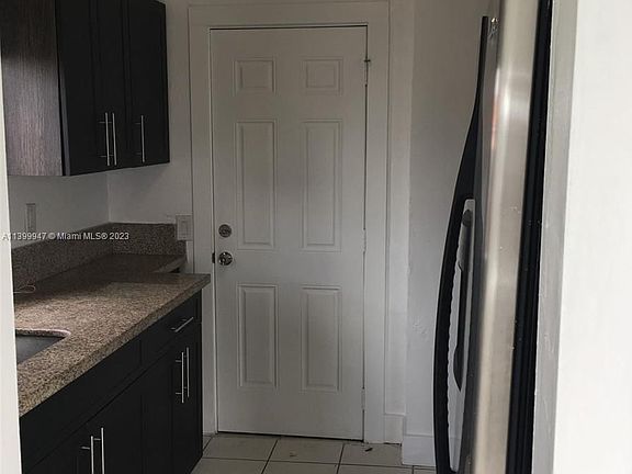4th image of 1738 Marseille Dr APT 3