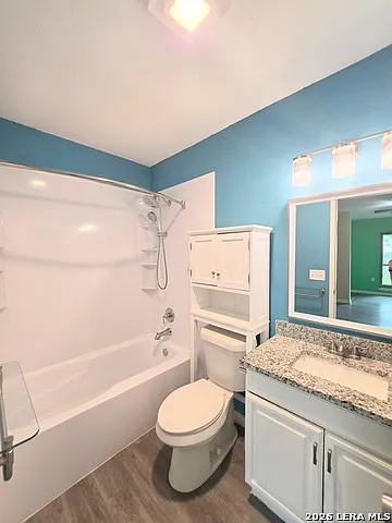5931 Autumn Lk — Photo 17