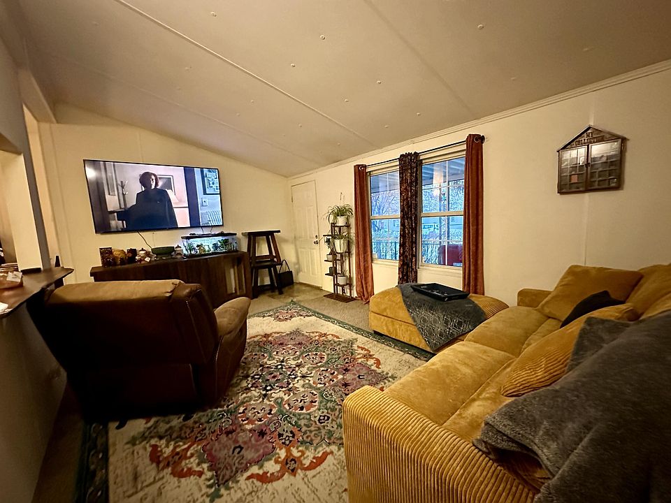 297 Mace Dr, Circleville, OH 43113 | Zillow