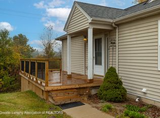 465 Red Cedar Blvd, Williamston, MI 48895