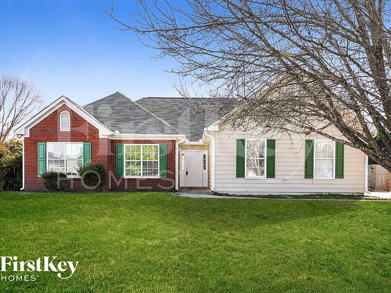 120 Grayview Ct — Photo 2