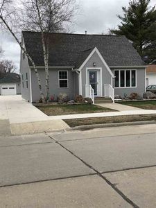 107 School St, Spillville, IA, 52168