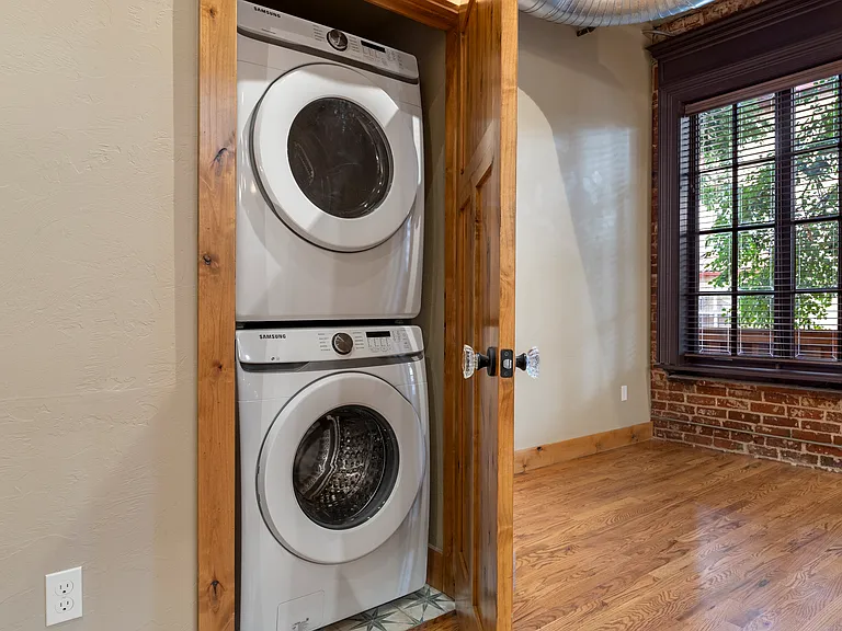 1128 N Grant St #101 — Photo 24