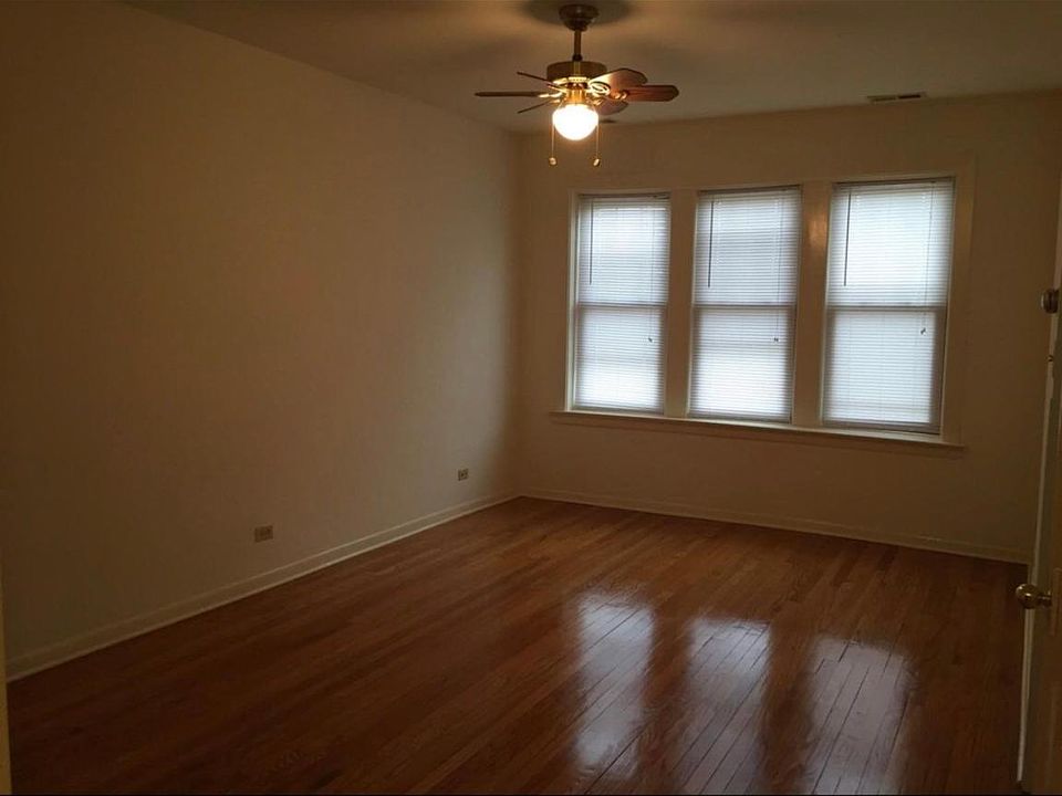 1st image of 5040 W Diversey Ave #1W