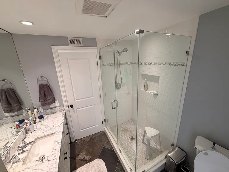 135 S San Mateo Ave — Photo 3