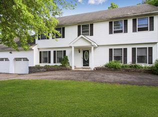 7 Alphonsa Ct, Salisbury Mills, NY 12577