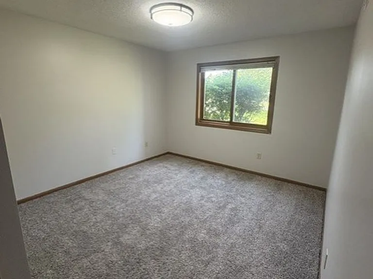 36 Plex - Village Green Apartments — Photo 10