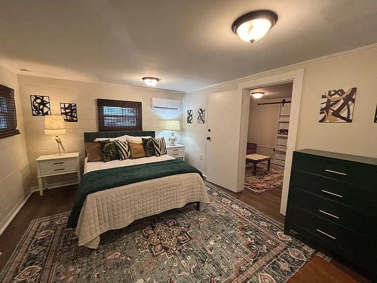 360 Rogers Ave #B — Photo 6