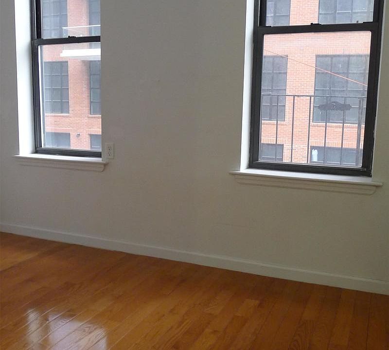 1st image of 4118 29th St APT 2C