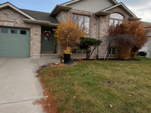 386 Nash Dr, Saint Clair, ON N0N 1G0