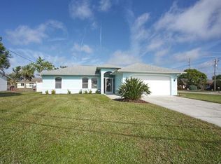 2325 NE 5th St, Cape Coral, FL 33909