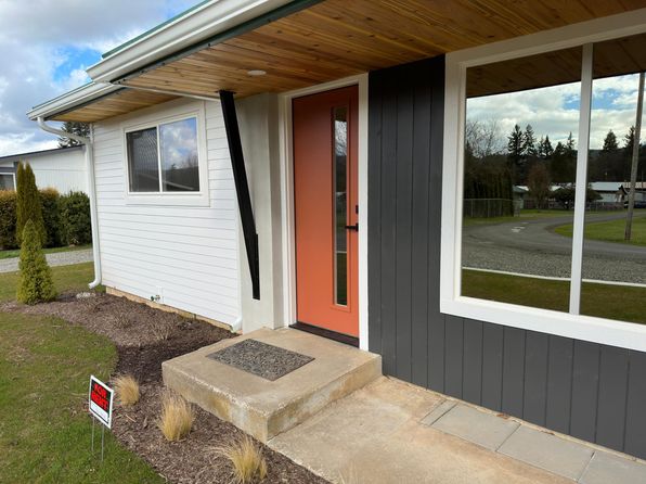 242 Sunset Dr
