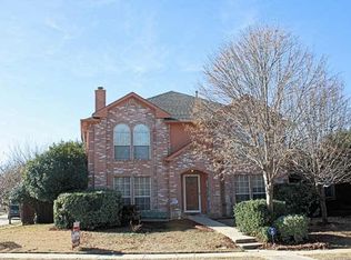 1372 Creekview Dr, Lewisville, TX 75067