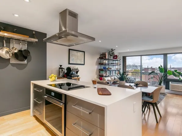 1105 Massachusetts Ave, Cambridge, MA